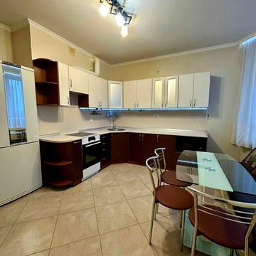 Анни Ахматової 34, перша здача 1- квартири, ГЕНЕРАТОР НА ВСЕ!!!