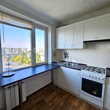 Продаж 1-кімнатної квартири. Євідновлення