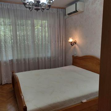 Героїв Дніпра вул., 5