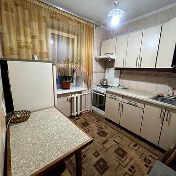 Довгострокова оренда 1к Квартира Героїв Нацгвардії (Некрасова) вулиця