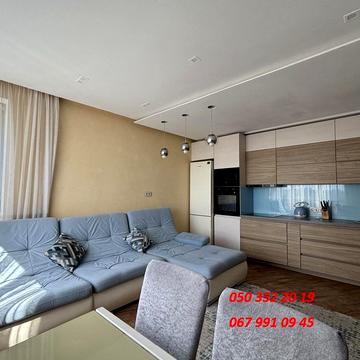 Зарічна вул., 1-В