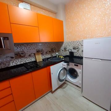 Дністровська вул., 66