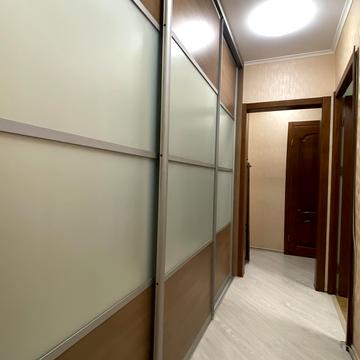 Добровольців пров., 4