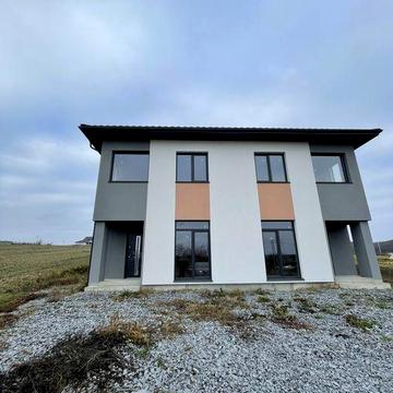 БЕЗ КОМІСІЇ! Дуплекс в Колоденці з комунікаціями