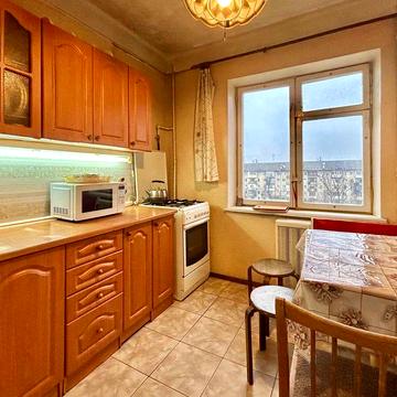 Оренда 2к, 55 м2, Харківське шосе, 6, Дарниця, без комісії