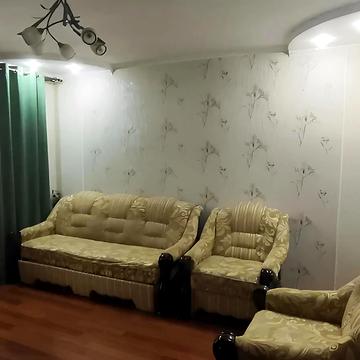 Українська вул., 5