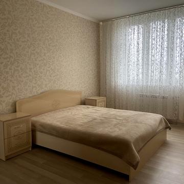 Бориса Гмирі вул., 4