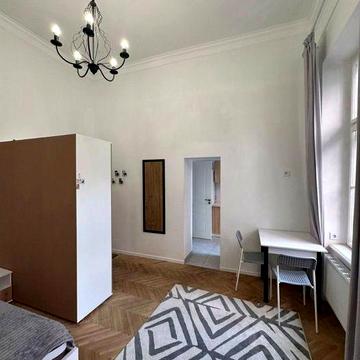 Орендак супер квартири в центрі Дорошенка Січових Стрільців Крива Липа