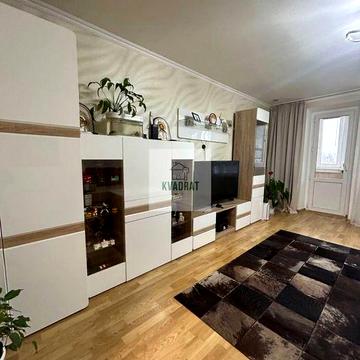 Продам 3-х кімнатну квартиру з технікою та меблями та гаражем