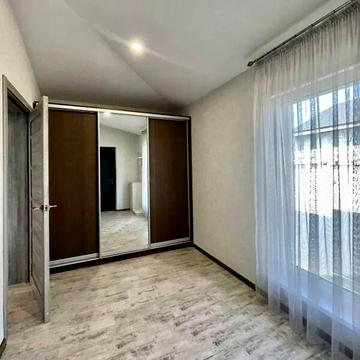 Довгострокова оренда 4к Дім Садова вулиця