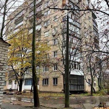 Здаю 2 кім ( Південна 47 ) ; 5/ 9 цегляного з окремими кімнатами