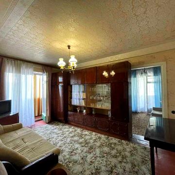 Продам 3 кімнатну квартиру метро Лісова, вул. Кубанської України35/24