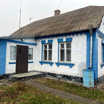 Продається будинок Киівська обл, Білоцерківський р-н , смт Гребінки