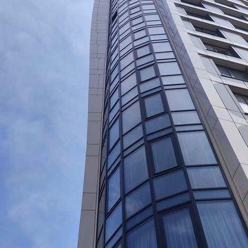 Двох кімнатна із кухнею студіо 45м