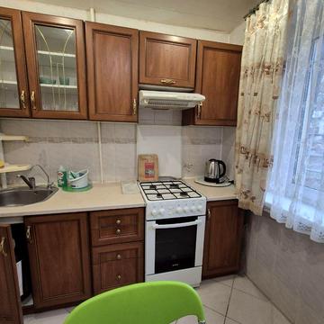 Богдана Хмельницького просп. (Героїв Сталінграда), 12-Б