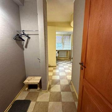 Продаж 1-кім. квартири біля метро Лісова / Чернігівська