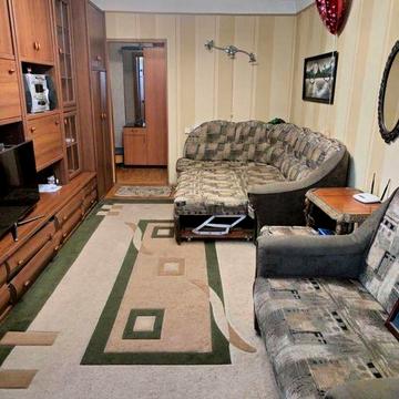 Продам 1 кімнатну квартиру (поруч метро Святошин та Житомирська)