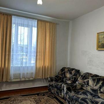 Продам двокімнатну квартиру в центрі міста Власник