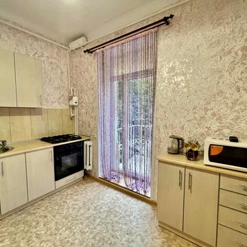 Лобановського вул., 25