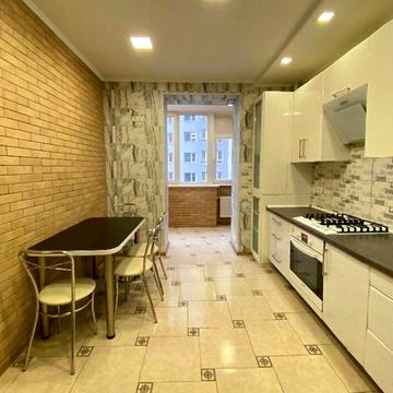 Здається квартира в новому ЖК на Замості з АГВ, ремонтом!