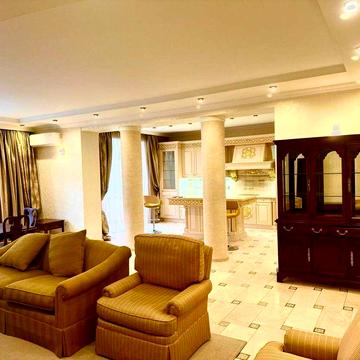 Здам в оренду 260м2 в центрі! Золоті Ворота! Хрещатик! Софія