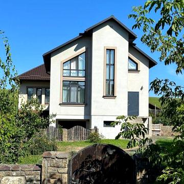 Продаж 2 поверхрвого будинку