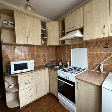 Патріарха Любомира Гузара вул., 9