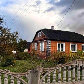 Будинок з  приватизованою ділянкою 0.53 га