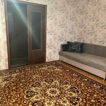 Олексія Вадатурського вул. (Маршала Малиновського), 16