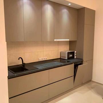 Жилянська вул., 68