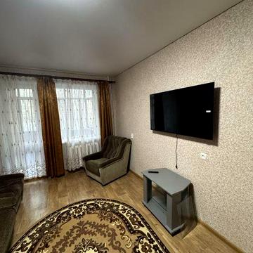 Аренда 2-х ком. Солнечный д.3