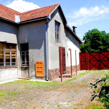 Будинок 390 м², місто Берегове, Закарпатті Під міні-готель або 2 сім’ї
