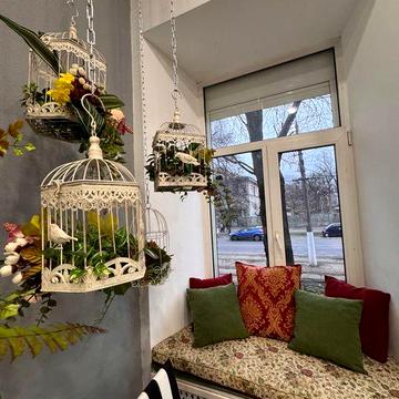 Сдам в суборенду Шоурум з меблями і усіми комунікаціями