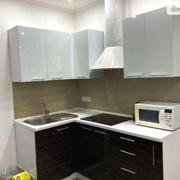 Довгострокова оренда 1к Квартира Михайлівська площа