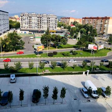 Миколи Бобяка вул., 1