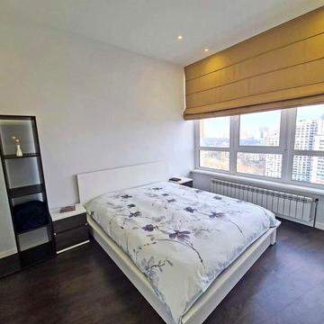 Деміївська вул., 13