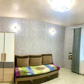 Здам частину будинку з окремим входом та двором вул. Робоча