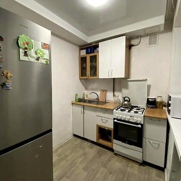 Продаж 2к Квартира Космонавтів вулиця