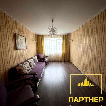 Продаж трикімнатної квартири на Молодіжному