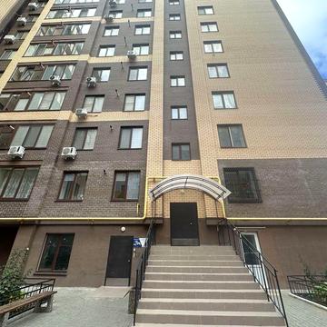 2-х комн на Слободке с газовым котлом, кирпичный дом, 2этаж,центр 10м