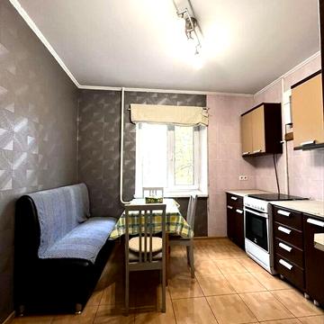 Довгострокова оренда 1к Квартира Шухевича Романа вулиця