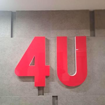 Олега Мудрака вул. (Генерала Наумова), 1-Б