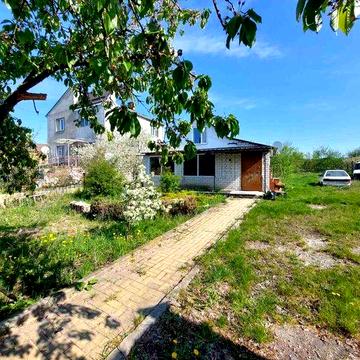 Будинок р-н Паперової фабрики всі зручності