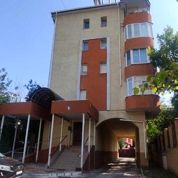 Виноградарь, Вітряні Гори, Лисянська, 9, ЖК "Стольний град".