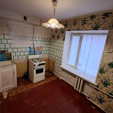 Продам 1 комнатную квартиру район 8 школы