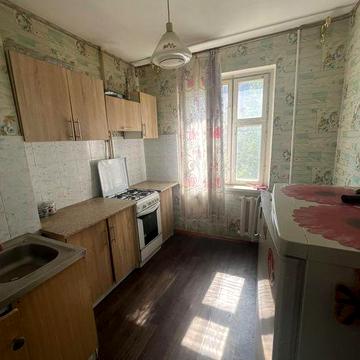 Сдаю 2х ком квартиру ул Королева