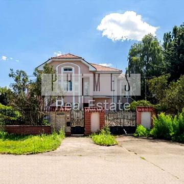 Припятська вул.