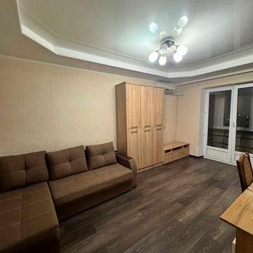 Продаж, Миколайчука (Серафимовича) 19, 1 кім, 30 кв.м, 46000у.е