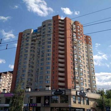 Видова квартира з ремонтом пр. В.Лобановського 126Г, метро Деміївська