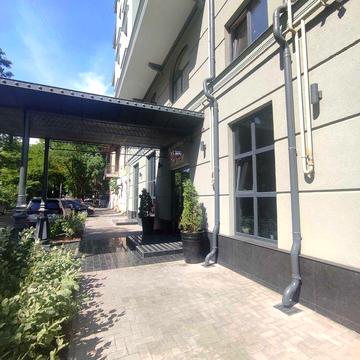 Продам однокомнатную квартиру в клубном доме с АГВ. Центр города. ЖК Pierre